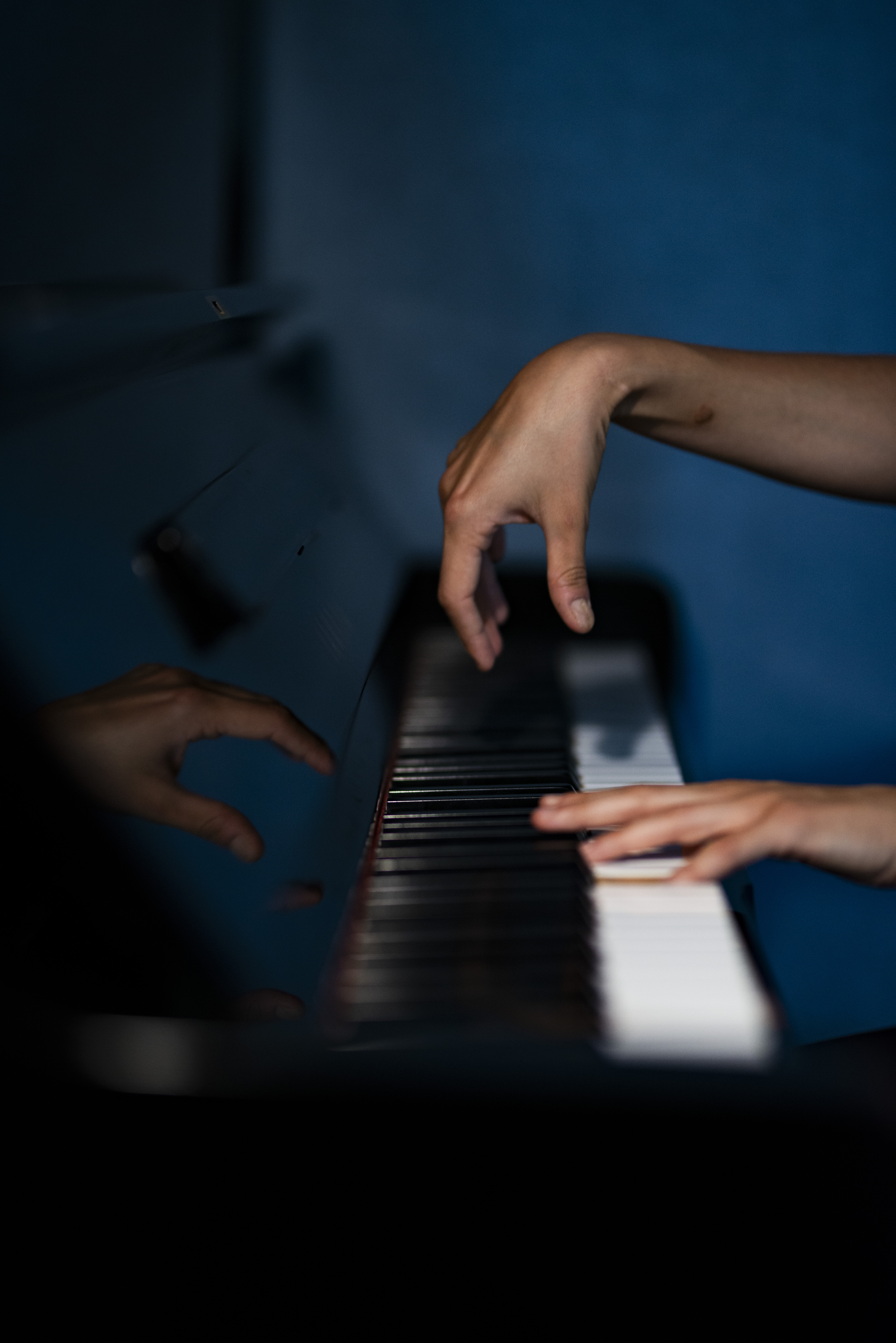 Il gesto pianistico e le mani sulla tastiera